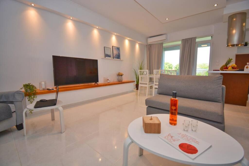 Potamos Deluxe White Apartment Exteriör bild